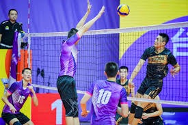 英媒：埃弗顿、利兹联等5家英超俱乐部有意日本国脚前田大然