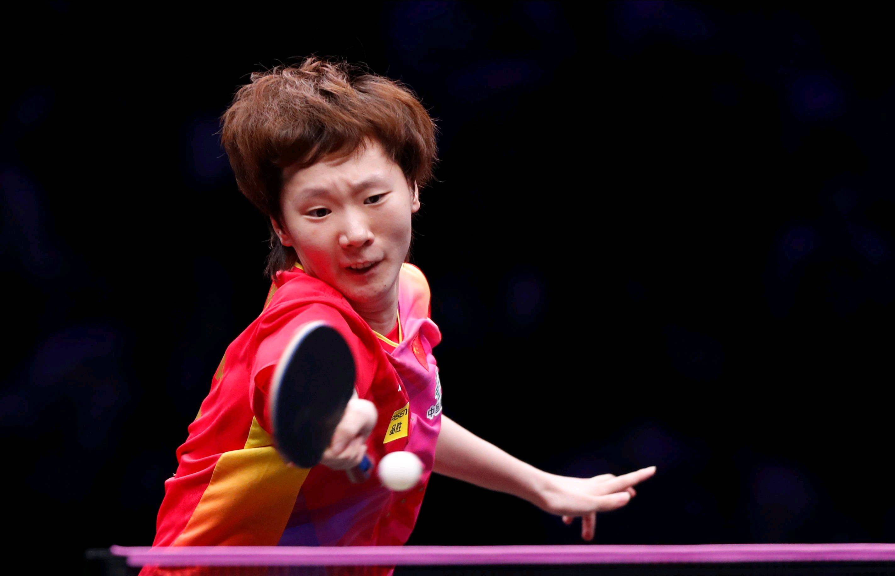 他们不仅依 他们不仅依