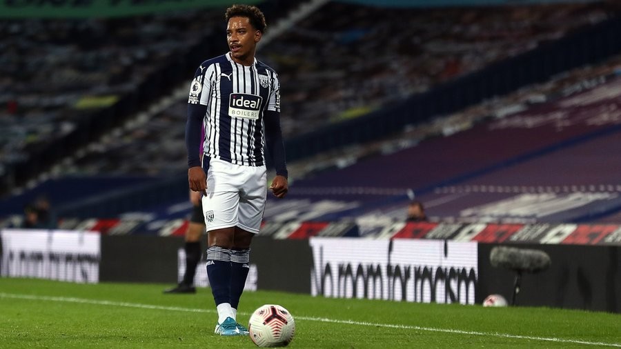 表现出了强 表现出了强